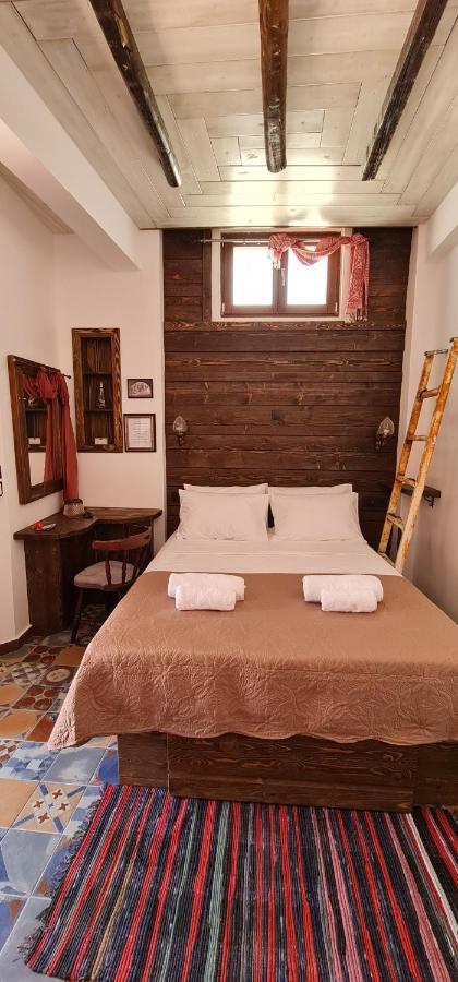 Ey Sofias Suites Rhodes City Bagian luar foto